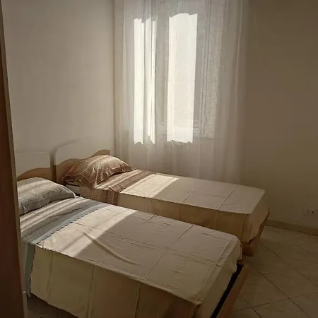 A 2 Passi Dal Mare Tuscan Estate - Centro Apartment Piombino